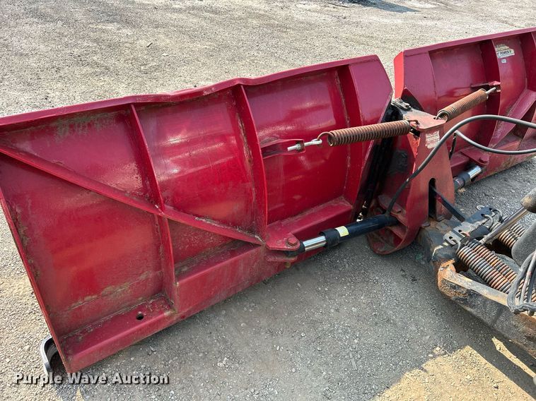 image for item DS8803 2012 International DuraStar 4300  spreader truck