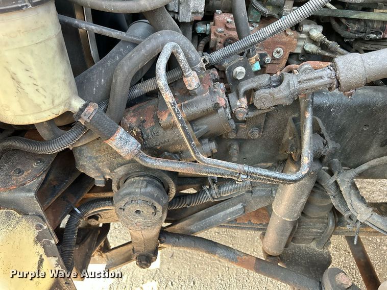 image for item DS8803 2012 International DuraStar 4300  spreader truck