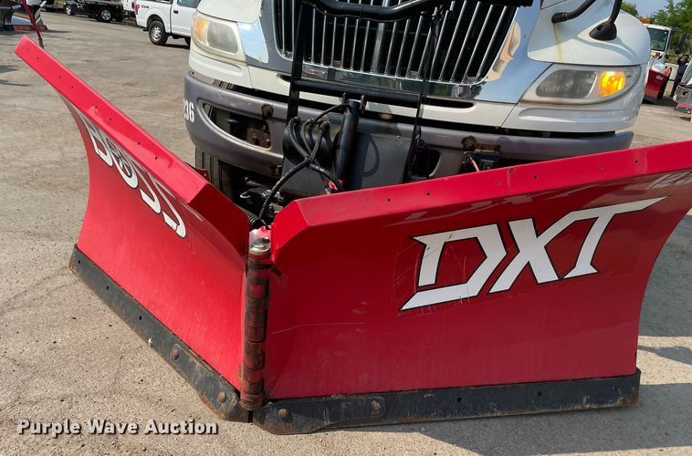 image for item DS8805 2016 International DuraStar 4300  spreader truck