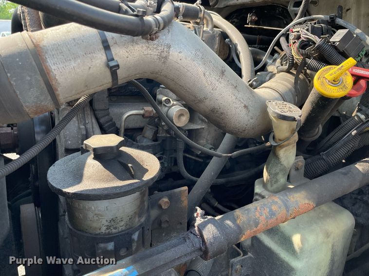 image for item DS8806 2009 International DuraStar 4300  spreader truck