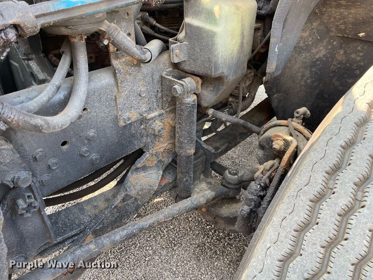 image for item DS8806 2009 International DuraStar 4300  spreader truck