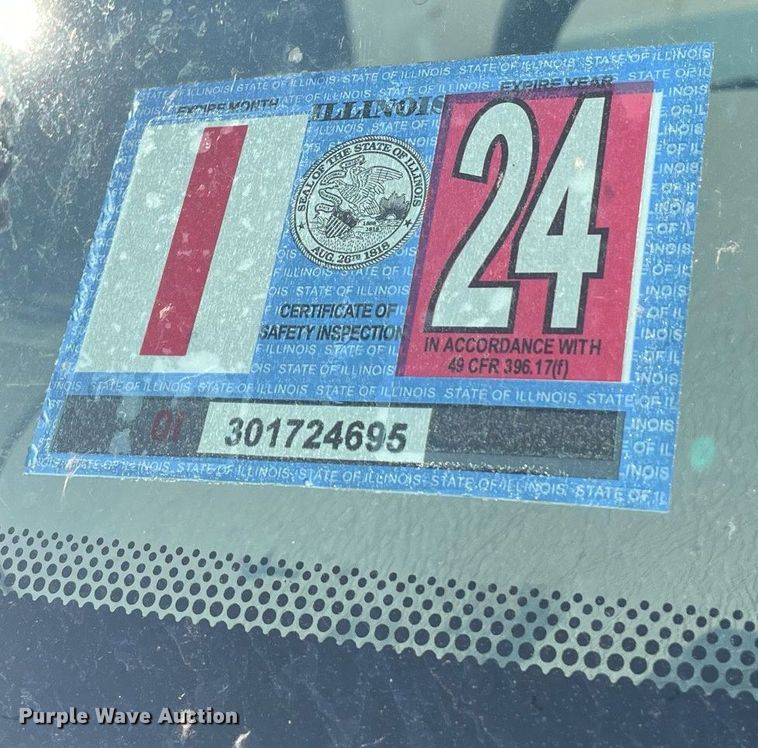 image for item DS8806 2009 International DuraStar 4300  spreader truck