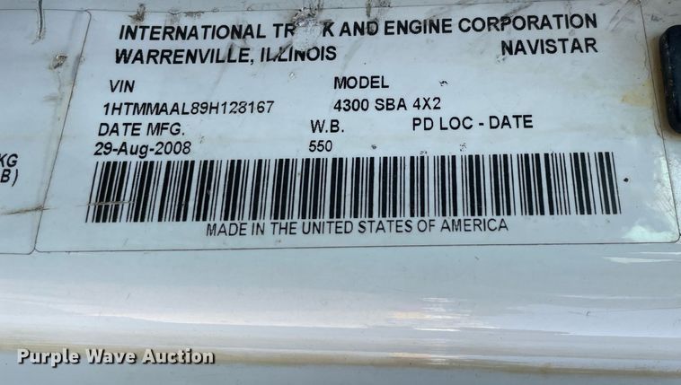 image for item DS8806 2009 International DuraStar 4300  spreader truck