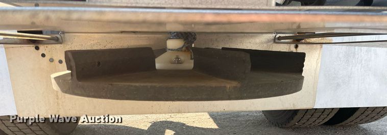 image for item DS8813 2014 International DuraStar 4300  spreader truck