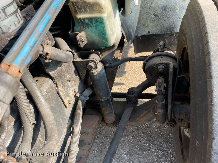 image for item DS8815 2008 International 4400  flatbed truck