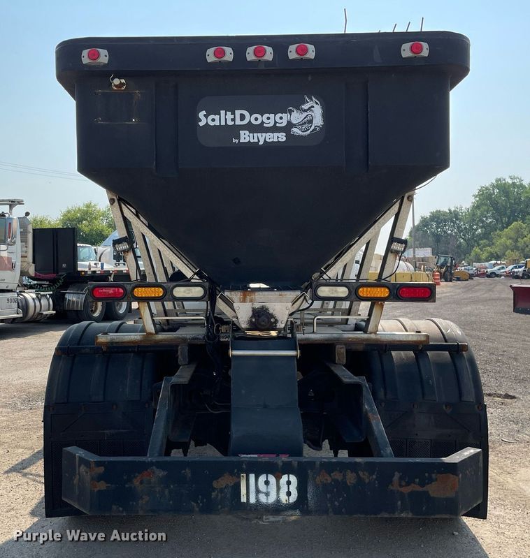 image for item DS8818 2013 International DuraStar 4300  spreader truck