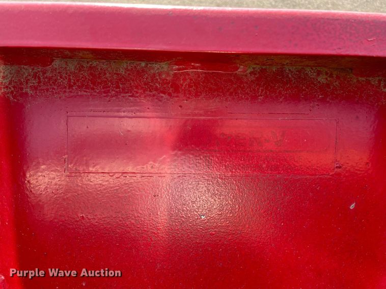 image for item DS8818 2013 International DuraStar 4300  spreader truck