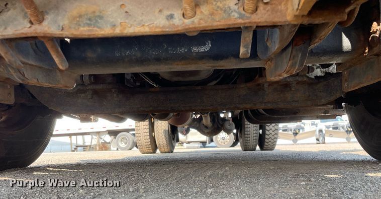 image for item DS8818 2013 International DuraStar 4300  spreader truck