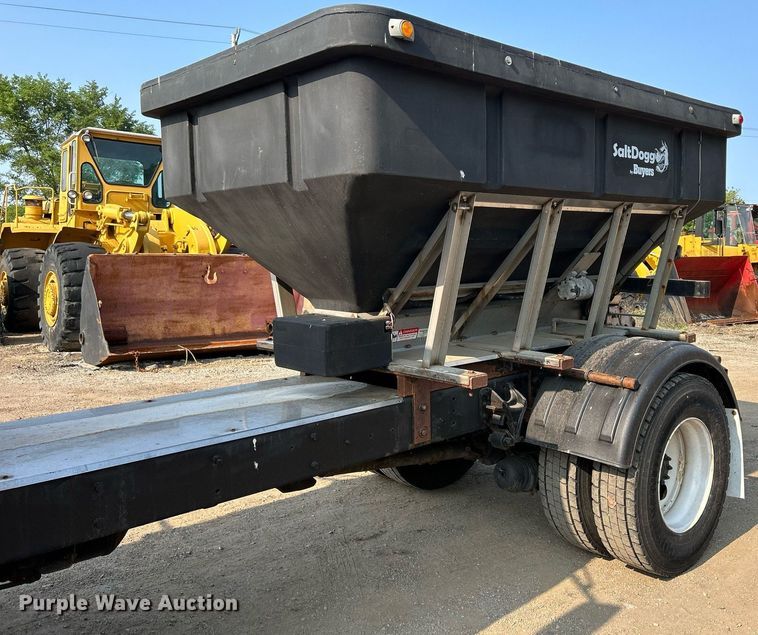 image for item DS8820 2014 International DuraStar 4300  spreader truck