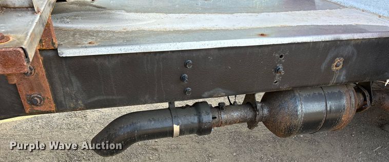 image for item DS8820 2014 International DuraStar 4300  spreader truck