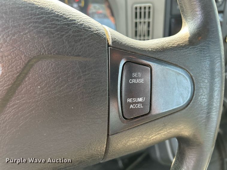 image for item DS8820 2014 International DuraStar 4300  spreader truck