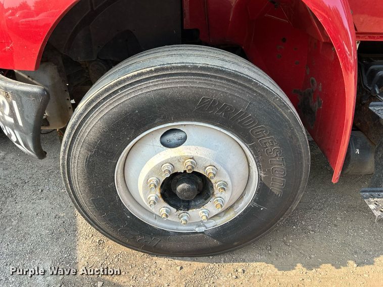 image for item DS8820 2014 International DuraStar 4300  spreader truck