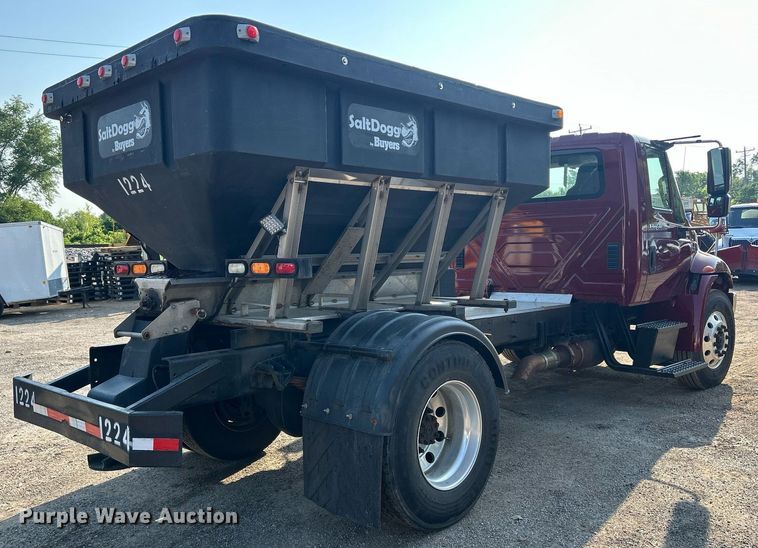 image for item DS8822 2012 International DuraStar 4300  spreader truck