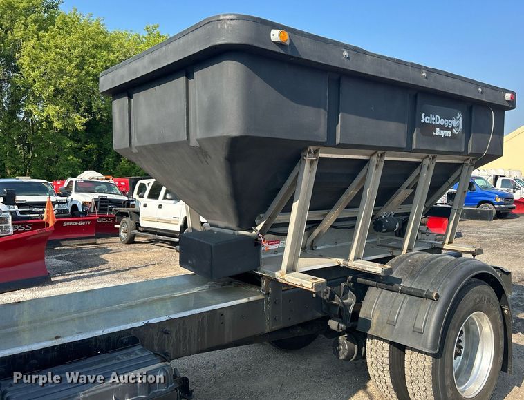 image for item DS8822 2012 International DuraStar 4300  spreader truck