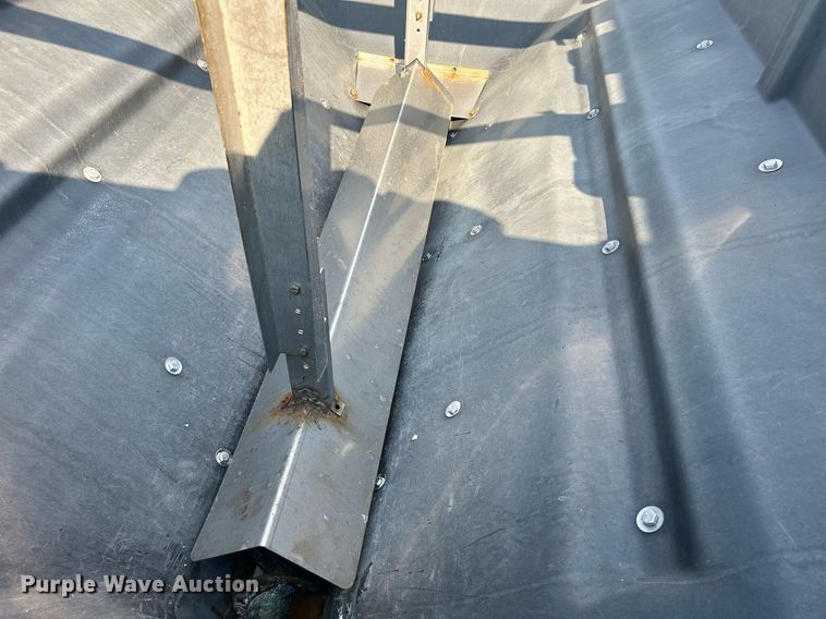 image for item DS8822 2012 International DuraStar 4300  spreader truck