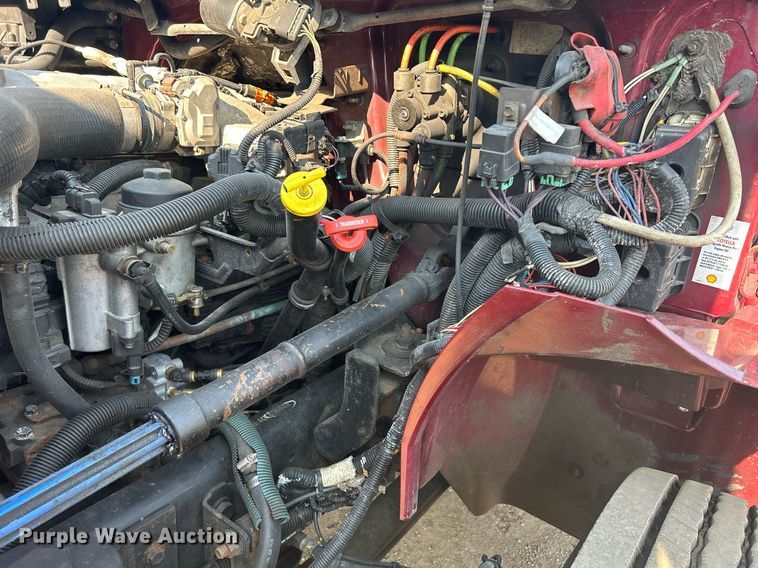 image for item DS8822 2012 International DuraStar 4300  spreader truck