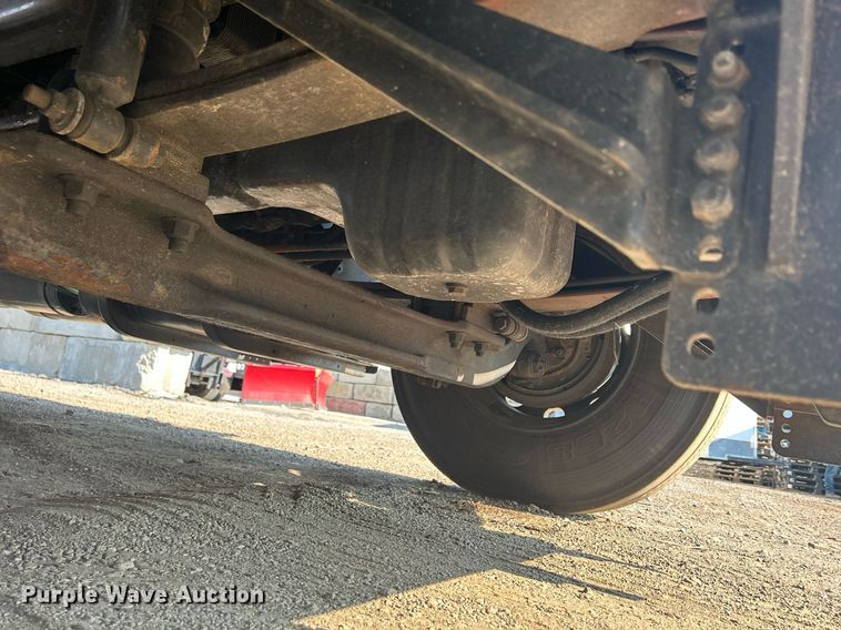 image for item DS8822 2012 International DuraStar 4300  spreader truck