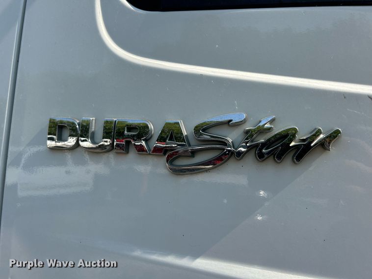 image for item DS8823 2009 International DuraStar 4300  spreader truck