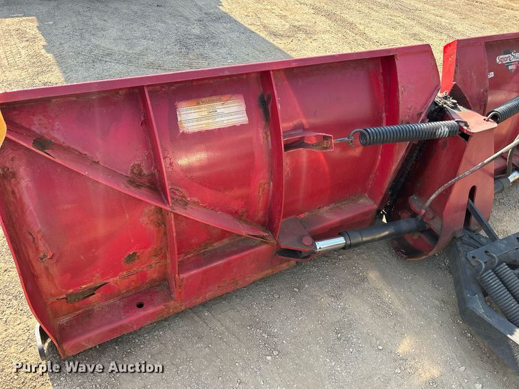 image for item DS8824 2006 International 4300  spreader truck