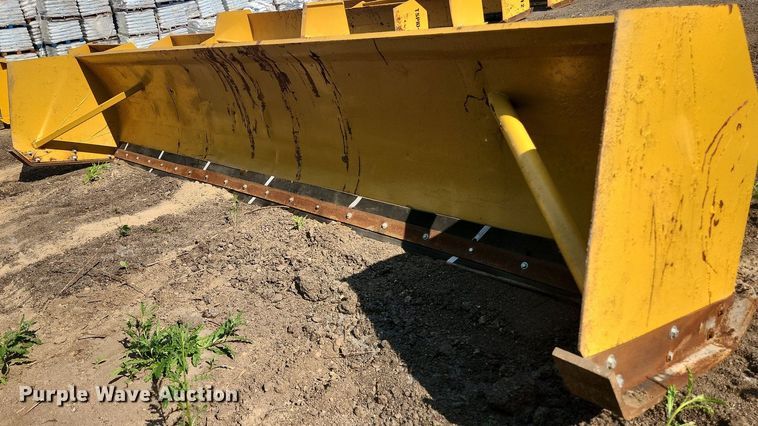 image for item DS8835 Pro-Tech  20'W snow pusher