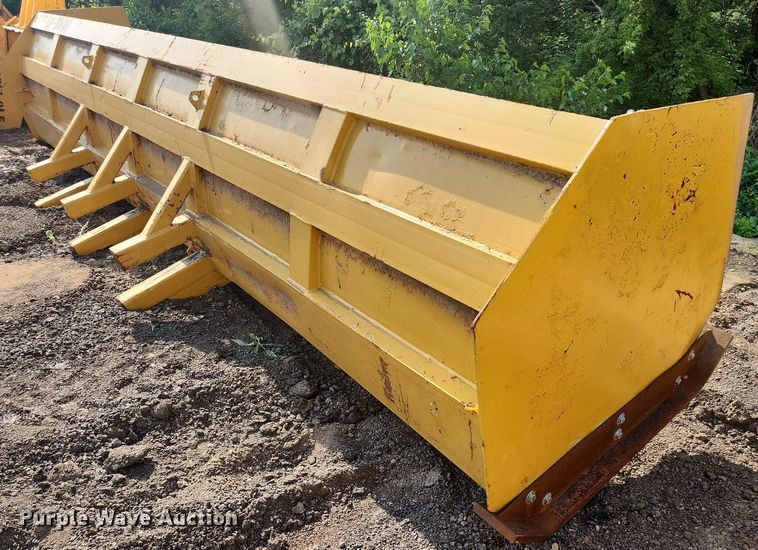 image for item DS8835 Pro-Tech  20'W snow pusher