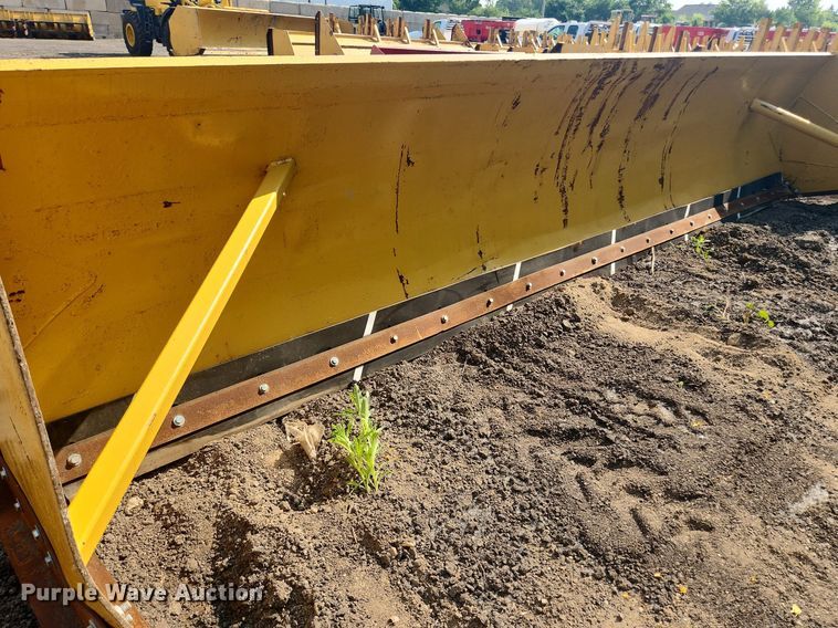 image for item DS8835 Pro-Tech  20'W snow pusher