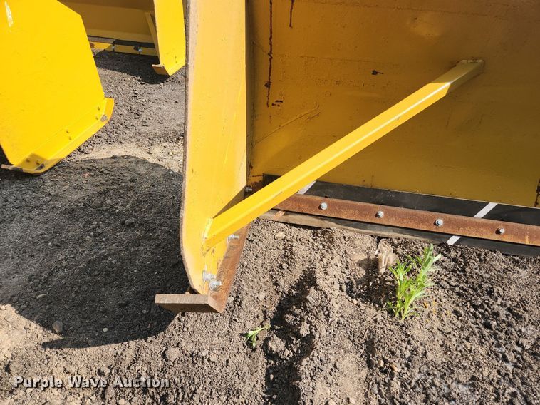 image for item DS8835 Pro-Tech  20'W snow pusher