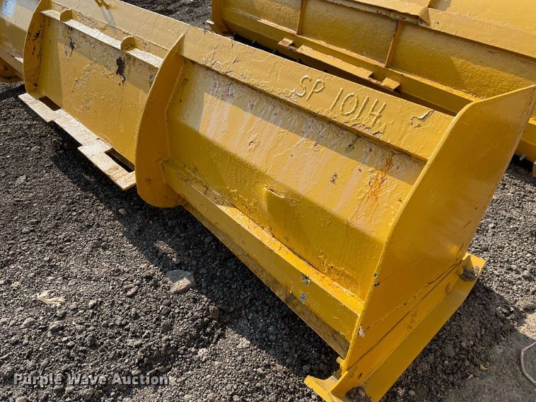 image for item DS8847 Pro-Tech  10'W snow pusher