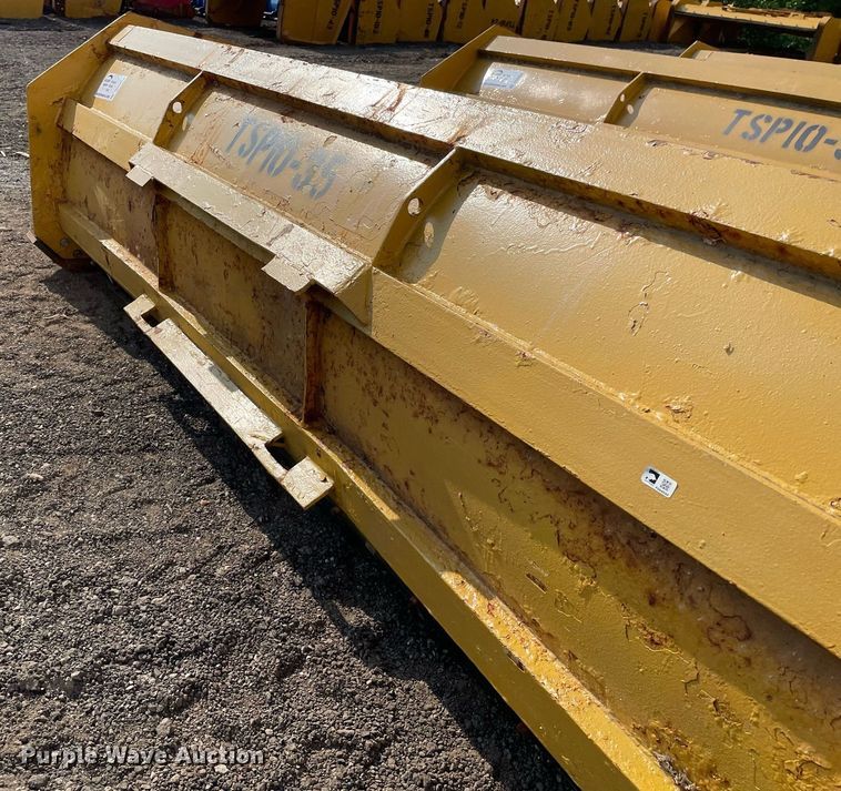 image for item DS8851 Pro-Tech  10'W snow pusher