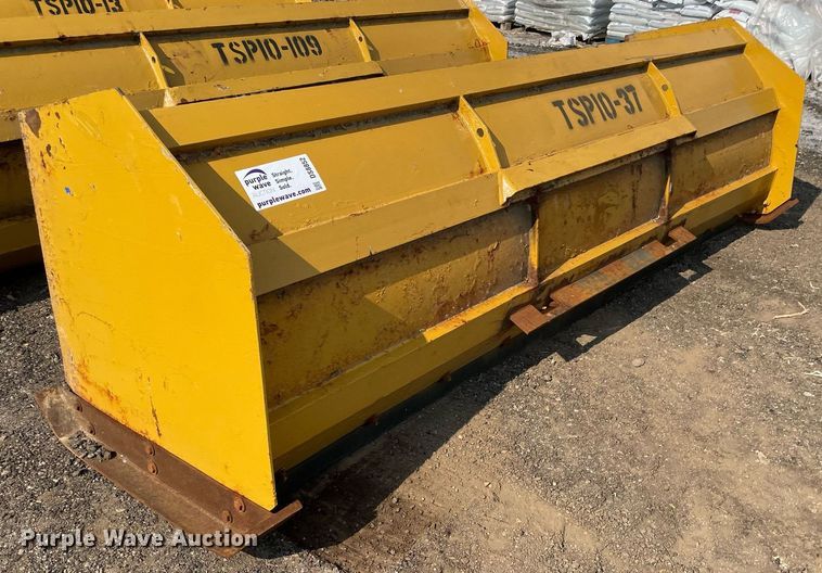 image for item DS8852 Pro-Tech  10'W snow pusher