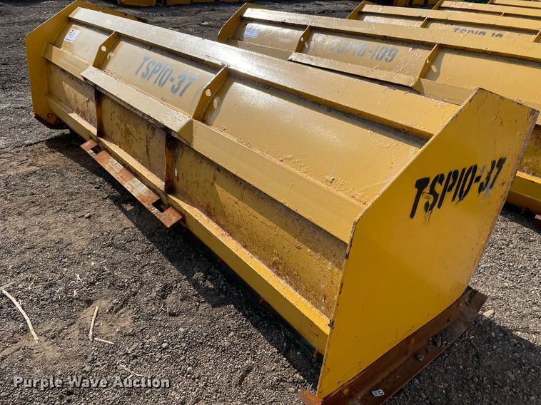 image for item DS8852 Pro-Tech  10'W snow pusher