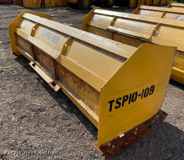 image for item DS8853 Pro-Tech  10'W snow pusher