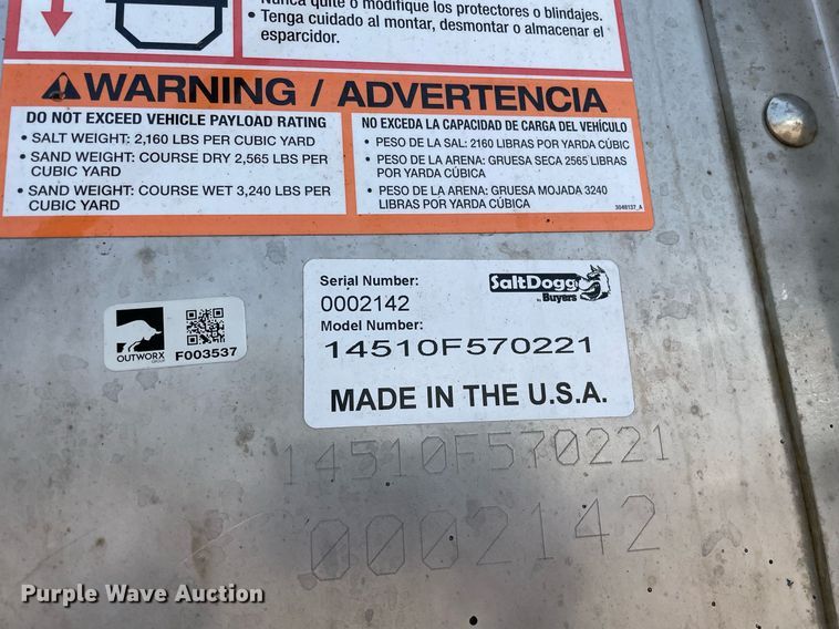 image for item DS8863 2013 International DuraStar 4300  spreader truck