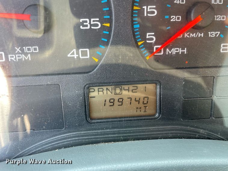 image for item DS8864 2006 International 4300  spreader truck