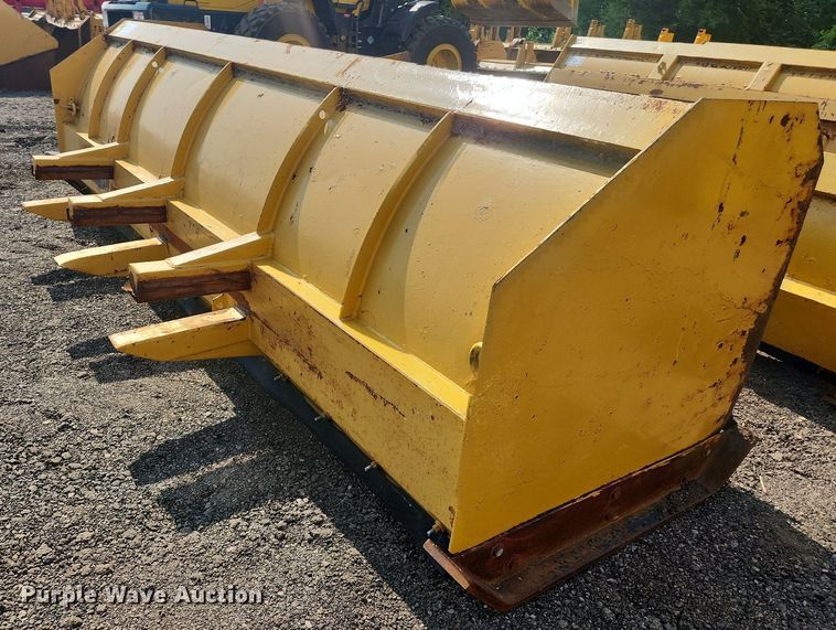 image for item DS8870 Pro-Tech  14' W snow pusher