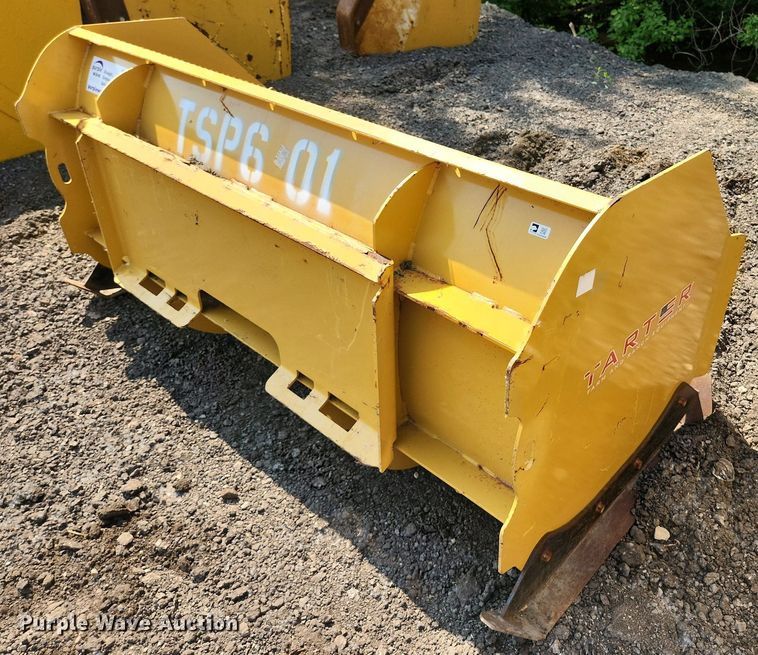 image for item DS8886 Pro-Tech  6' W skid steer snow pusher