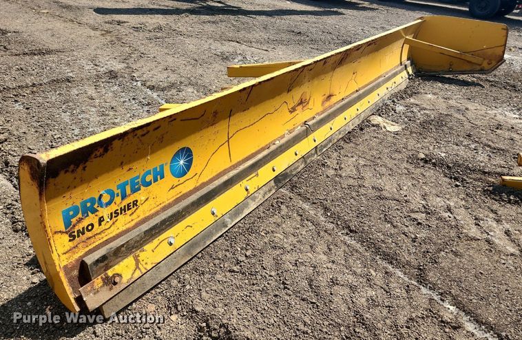 image for item DS8888 Pro-Tech  18' W snow pusher