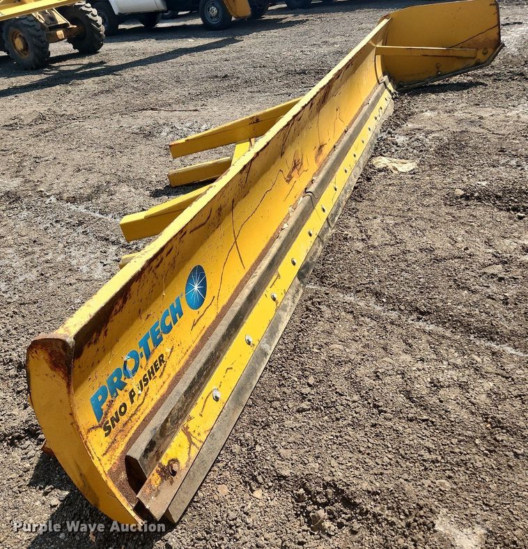 image for item DS8888 Pro-Tech  18' W snow pusher