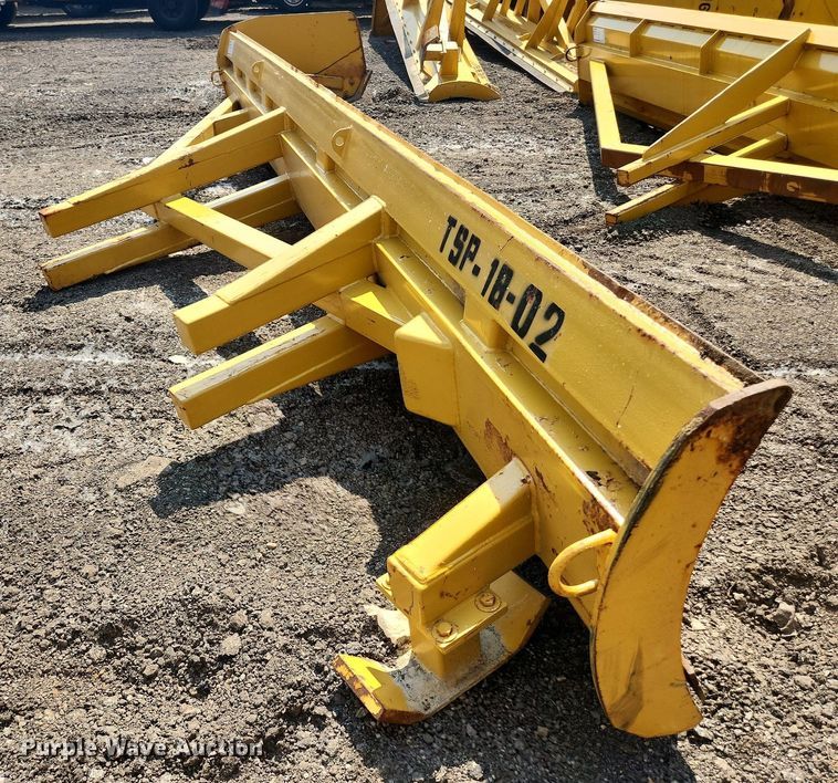 image for item DS8888 Pro-Tech  18' W snow pusher