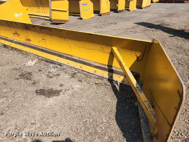 image for item DS8888 Pro-Tech  18' W snow pusher