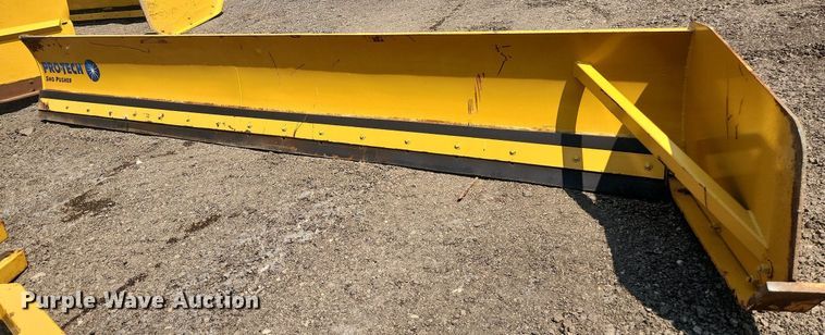 image for item DS8889 Pro-Tech  18' W snow pusher