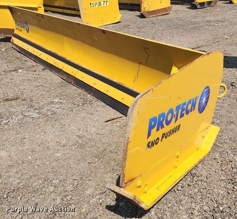 image for item DS8889 Pro-Tech  18' W snow pusher