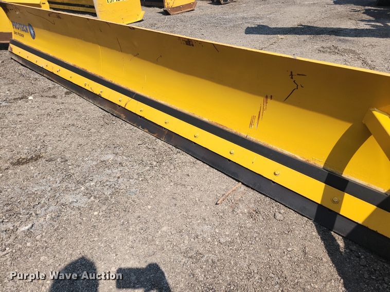 image for item DS8889 Pro-Tech  18' W snow pusher