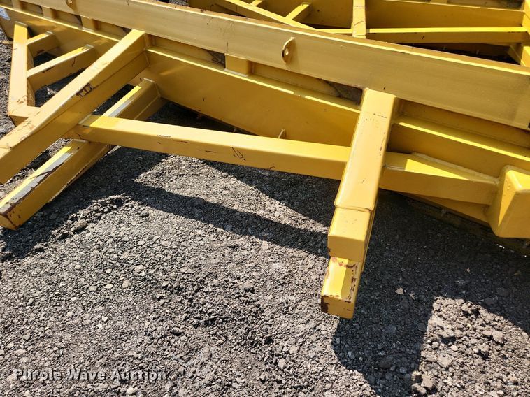 image for item DS8889 Pro-Tech  18' W snow pusher