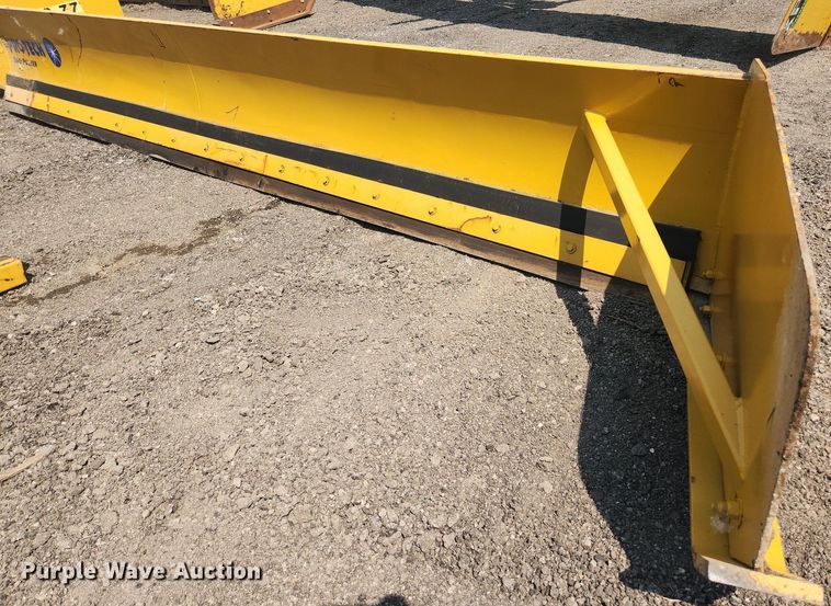 image for item DS8890 Pro-Tech  18' W snow pusher