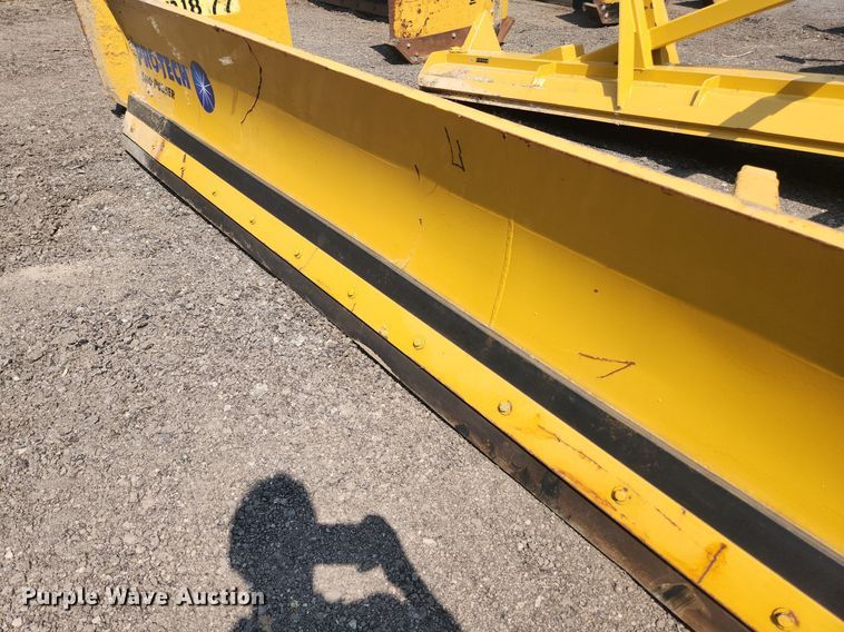 image for item DS8890 Pro-Tech  18' W snow pusher