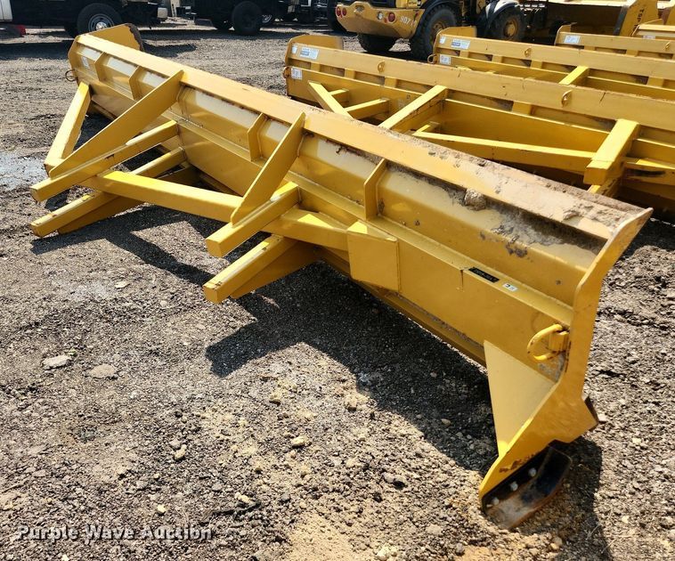 image for item DS8891 Express Steel XP30  18' W snow pusher