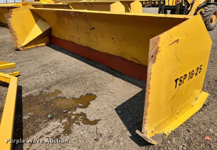 image for item DS8892 Pro-Tech  16' W snow pusher