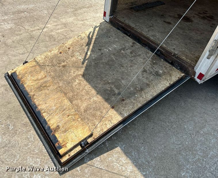 image for item DS8910 2019 Formula Trailers  enclosed cargo trailer