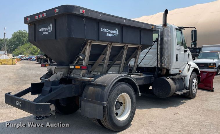 image for item DS8912 2012 International TranStar 8600  spreader truck